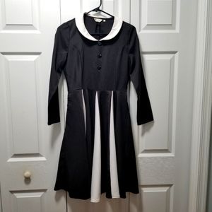 Ladies Midi black and white Dress Peterpan collar Medium